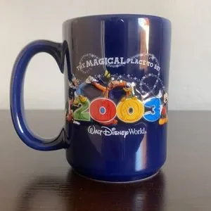 Disney Retired 2003 Walt Disney World 3D Coffee mug Cup Like new